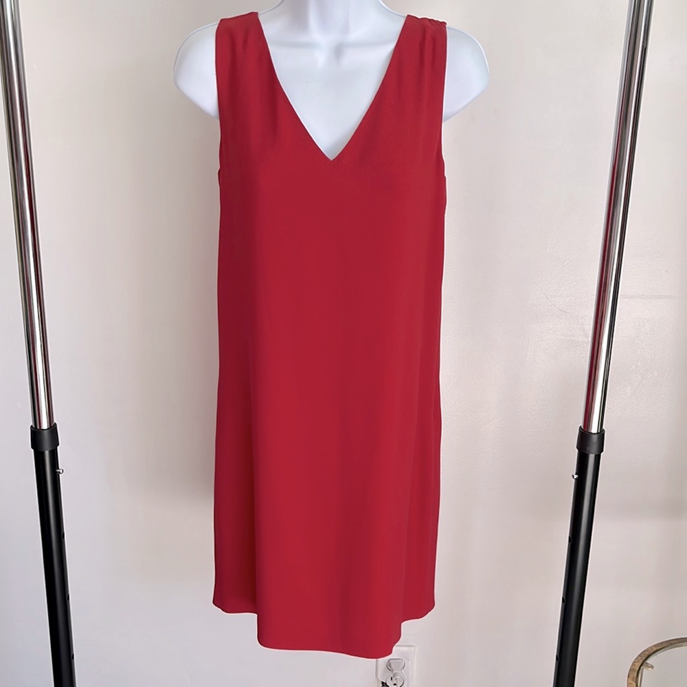 NWT THEORY SHIFT DRESS